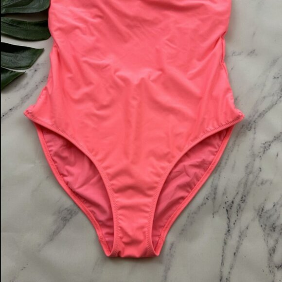 Athleta Womens Key Hole One Piece Swimsuit Size M Neon Pink Halter Strappy - Picture 3 of 3